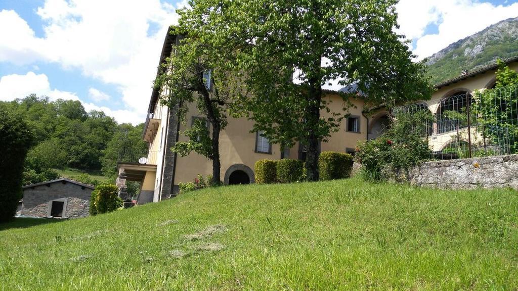 Apartment Casa Gianfrati Corfino Екстер'єр фото